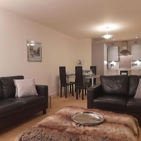 Centrally Situated 1 Bedroom Apartment! Birmingham Kültér fotó