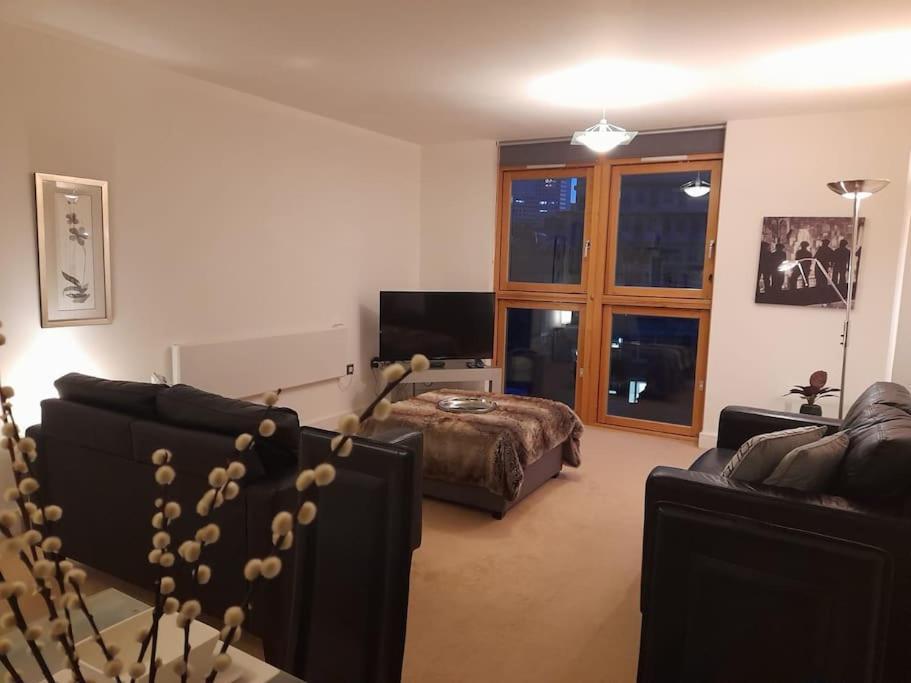 Centrally Situated 1 Bedroom Apartment! Birmingham Kültér fotó